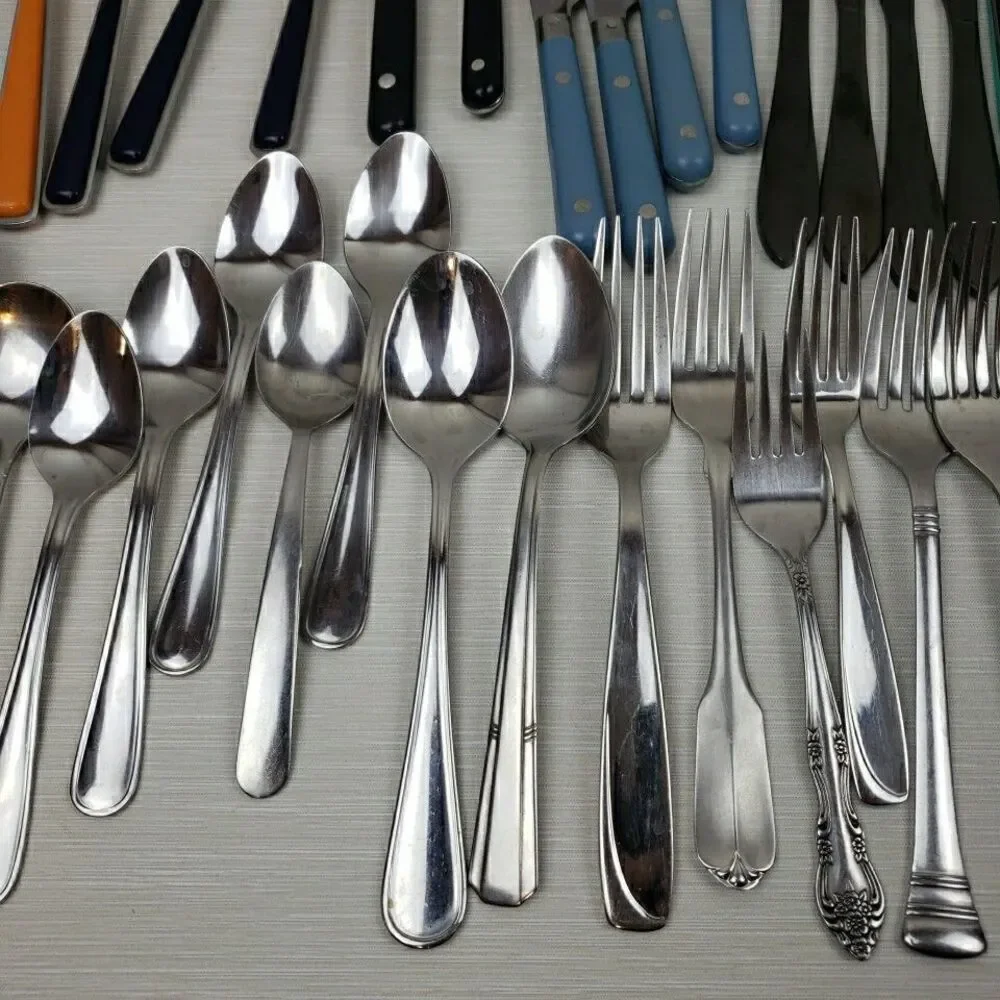 Mix Lot of Flatware Silverware Serving Utensil Stainless Spoons Forks Knives